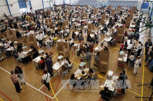 ຍັງຄົງແມ່ນຄວາມໄຝ່ຝັນຢູ່